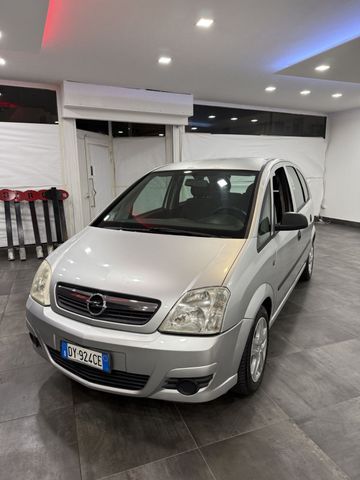 Opel Meriva 1.4 16V GPL-TECH Club