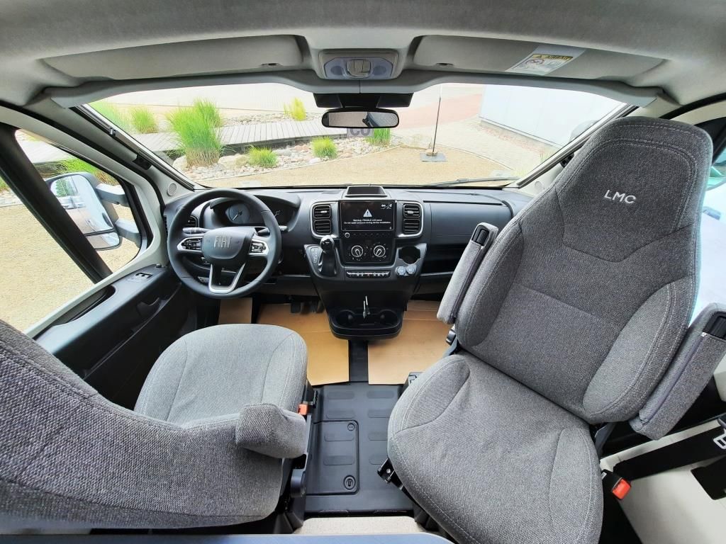 Fahrzeugabbildung LMC Cruiser 750 EL Verfüg./Sparen Sie 8.121,- €