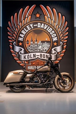 Harley-Davidson FLHRXS Road King Special - Kodlin Fat Tire