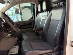 TOYOTA Proace Verso 3 Sitzer L1 LEDER NAVI CAM AHK PDC