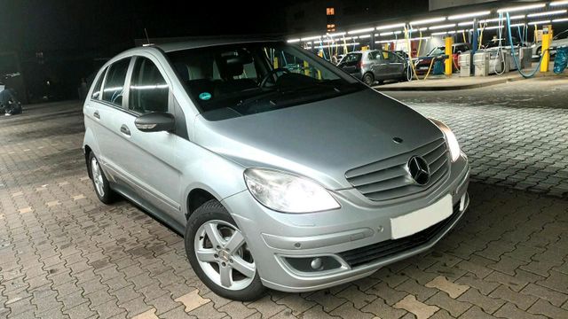 Mercedes-Benz Mercedes B200 neue Insp, TÜV, Xenon, Tempomat