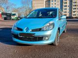 Renault Clio 1,2 Liter 75 PS "Rip Curl"109... - Renault Clio aus 2007: 1.2