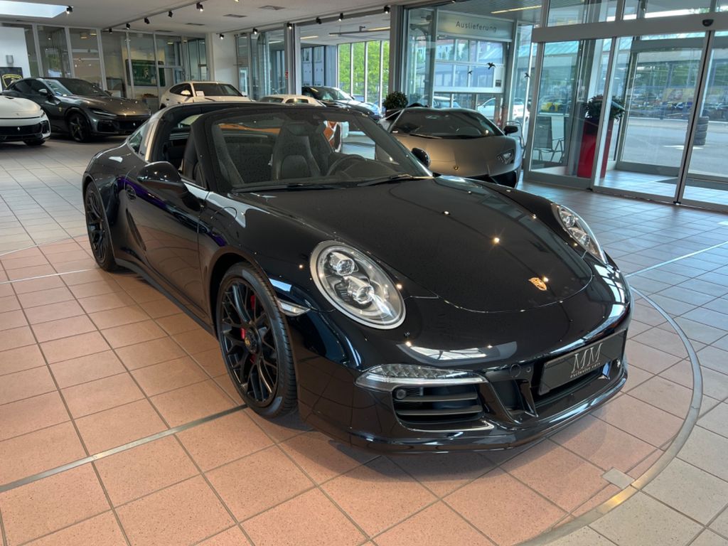 Porsche 991