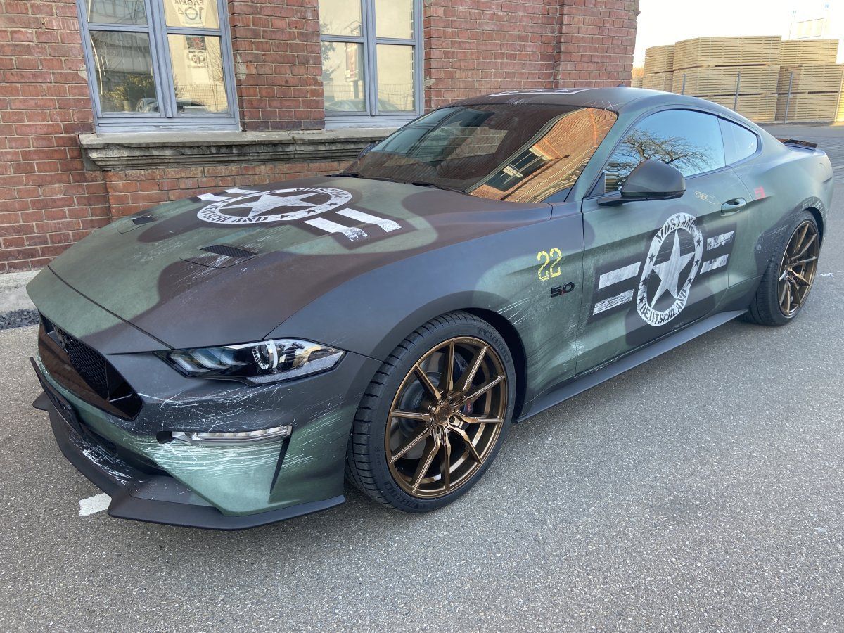 Ford Mustang (GT 5.0 ARMY-Design/Magne-Ride/20Zoll/UNI)