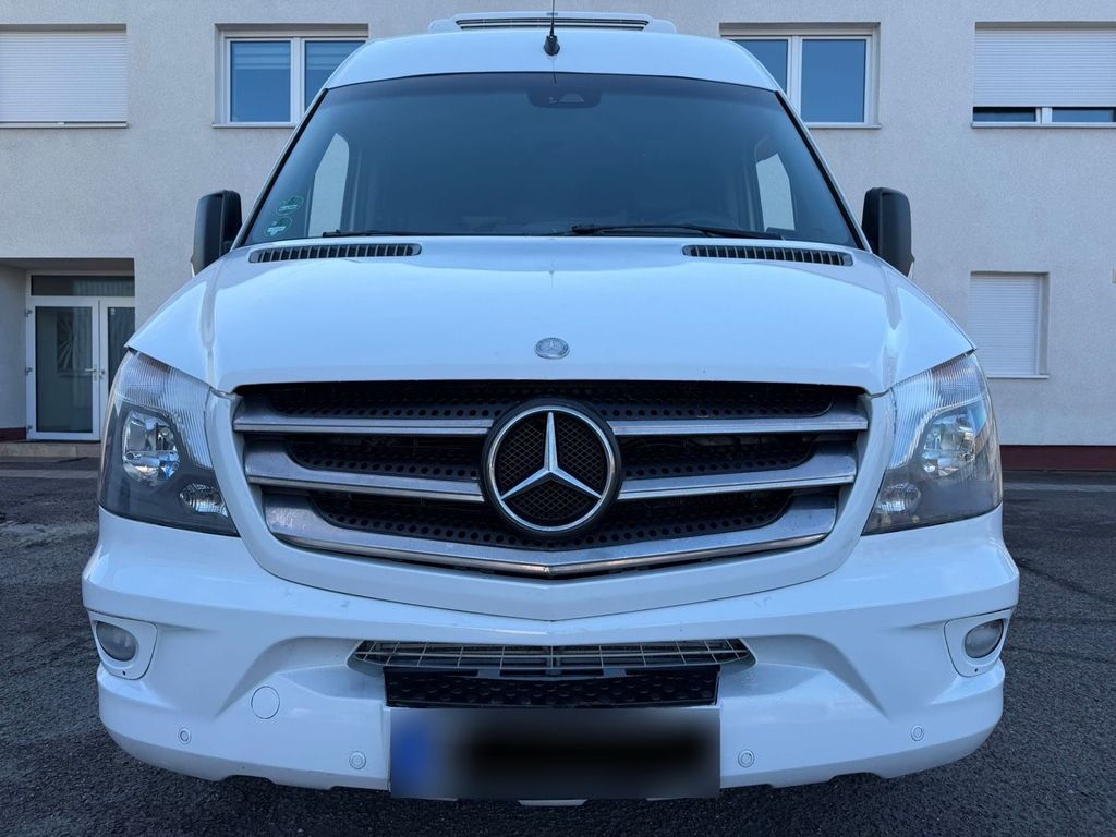 Image of Mercedes-Benz Sprinter