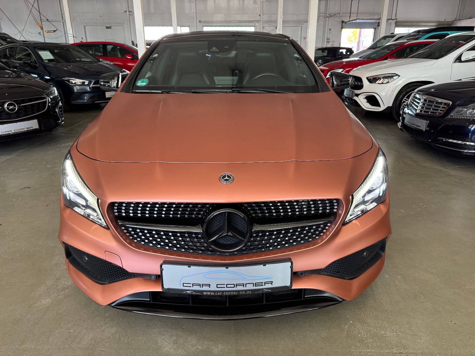 Fahrzeugabbildung Mercedes-Benz CLA 200 SB 3X AMG LINE NIGHT LED MATT FOLIERT