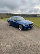 BMW e92 330i - BMW 330: Coupe, 330i