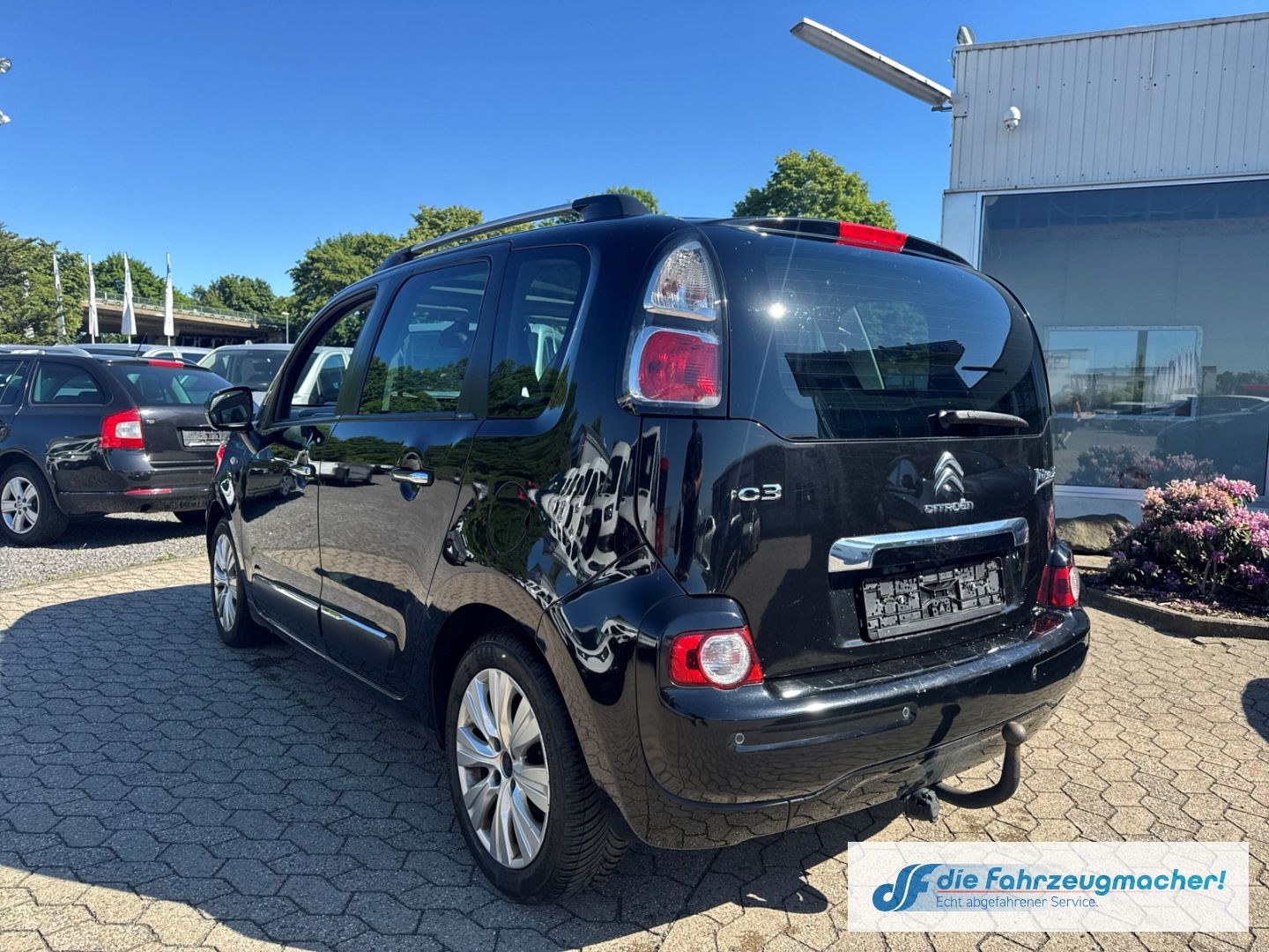 Fahrzeugabbildung Citroën C3 Picasso Exclusive 1,6HDi Pano TÜV 05/27 *EXPO