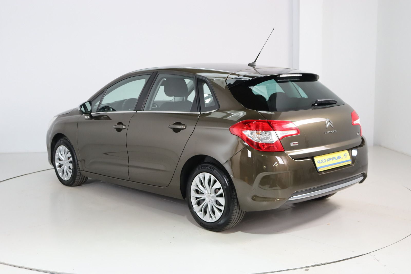 Fahrzeugabbildung Citroën C4 1.6 * HU 03.2028 * Selection
