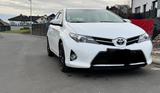 Toyota Auris 1,6-l-Valvematic Executive Executive - Toyota Auris Executive mit Benzin-Antrieb