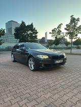 BMW 535d xDrive Touring A Luxury Line Luxury Line - BMW 535 in Berlin