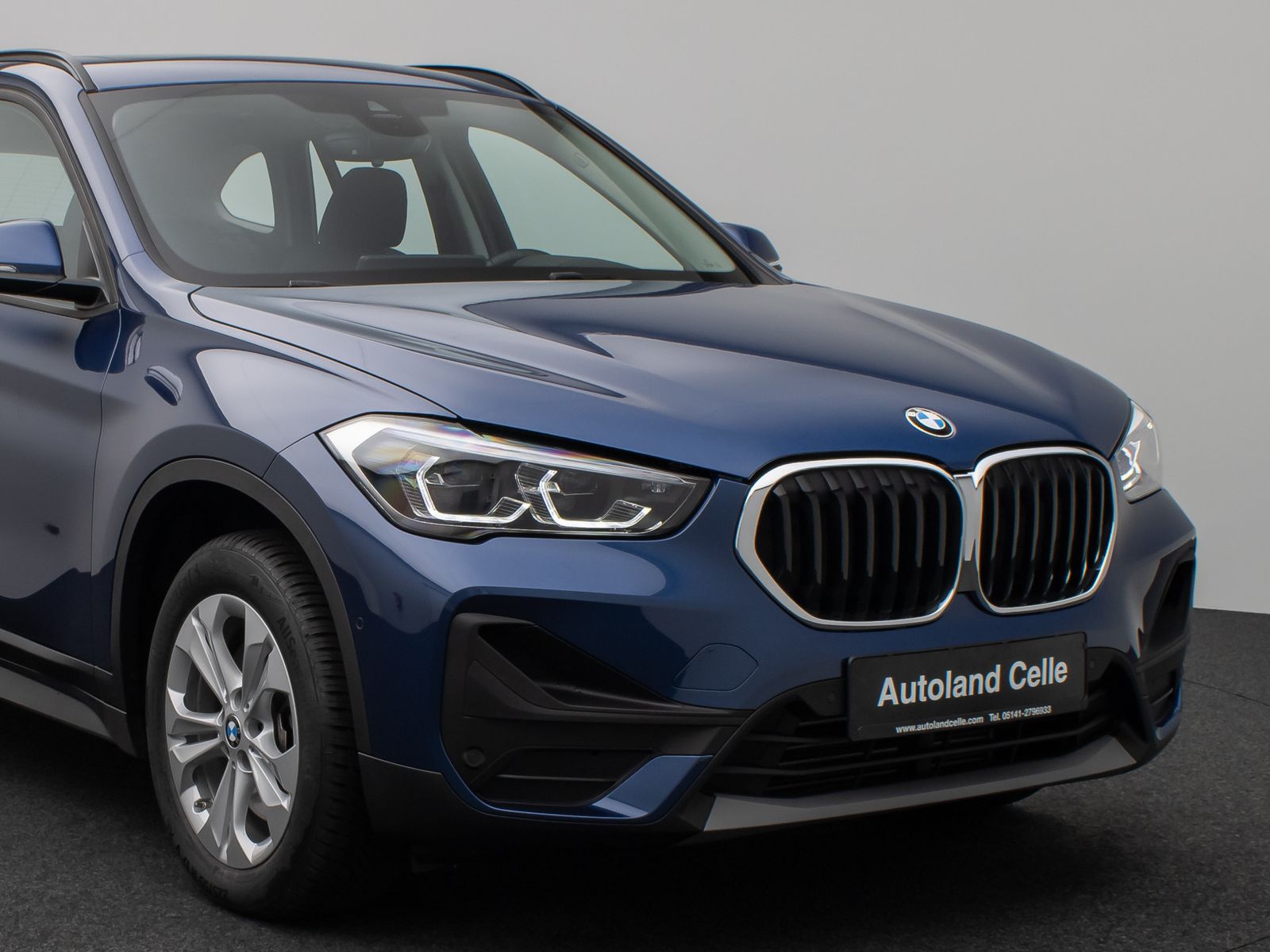 Fahrzeugabbildung BMW X1 xD20d ACC Kamera HUD DAB Memory Leder Panoram