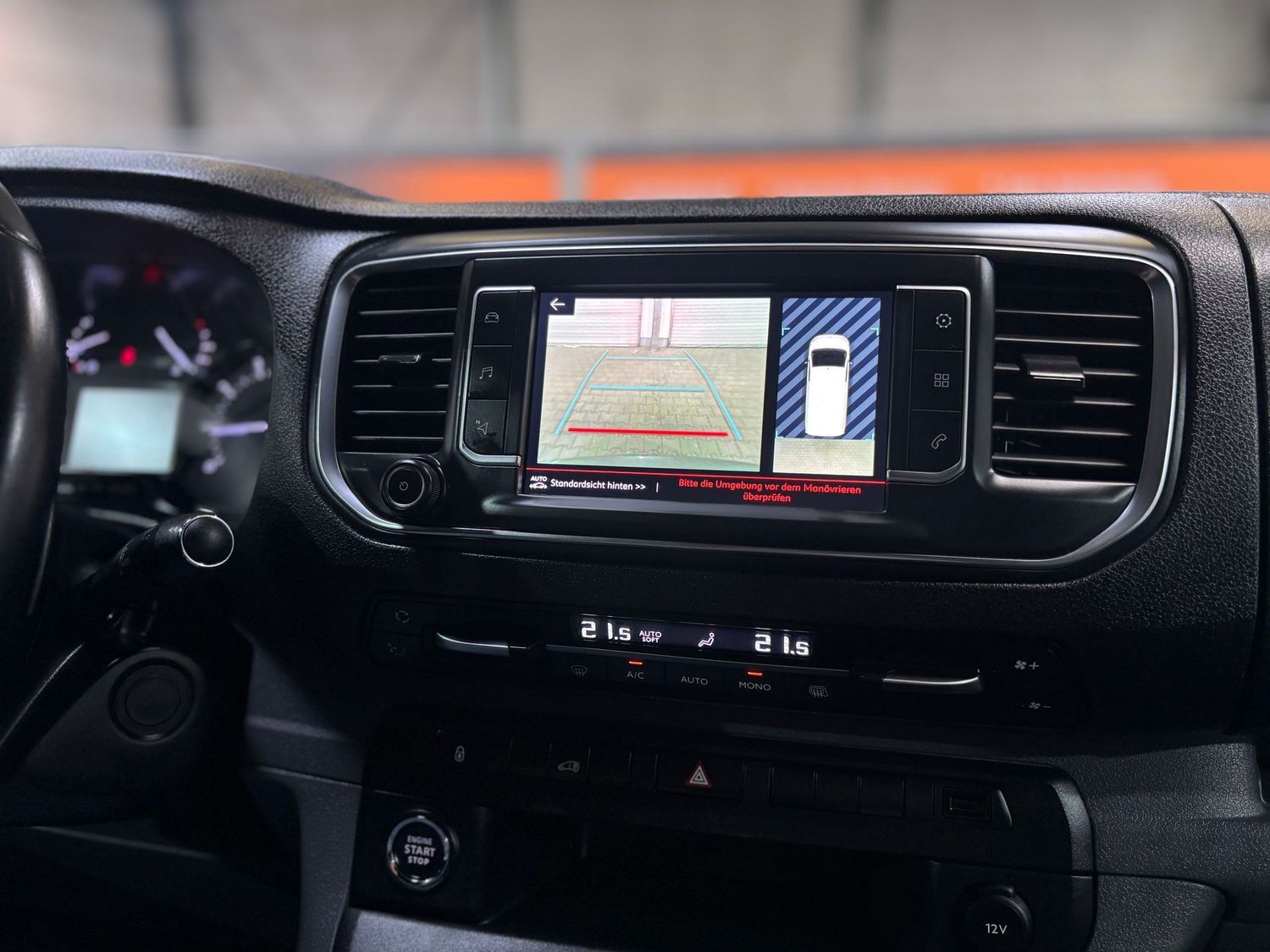 Fahrzeugabbildung Citroën Jumpy 2.0 BlueHDI Club#Kamera#Klima#Tempomat#AHK