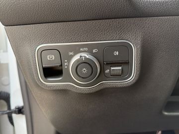 Mercedes GLB 200 - 11
