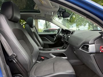 Jaguar F-Pace - 11