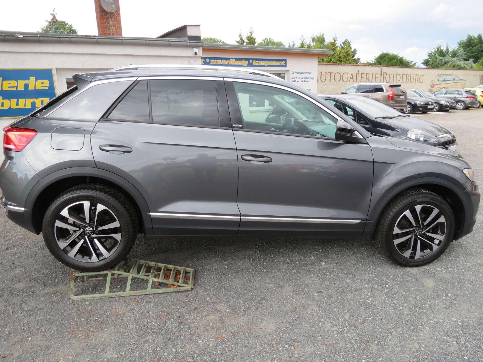 Volkswagen T-Roc United 2.Hd. LED AHK NAVI Klimaaut. SHZ, миниатюра 9