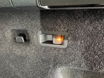 Skoda Kodiaq 1.5 TSI Sportline AHK*Pano*Matrix*7-Sitze