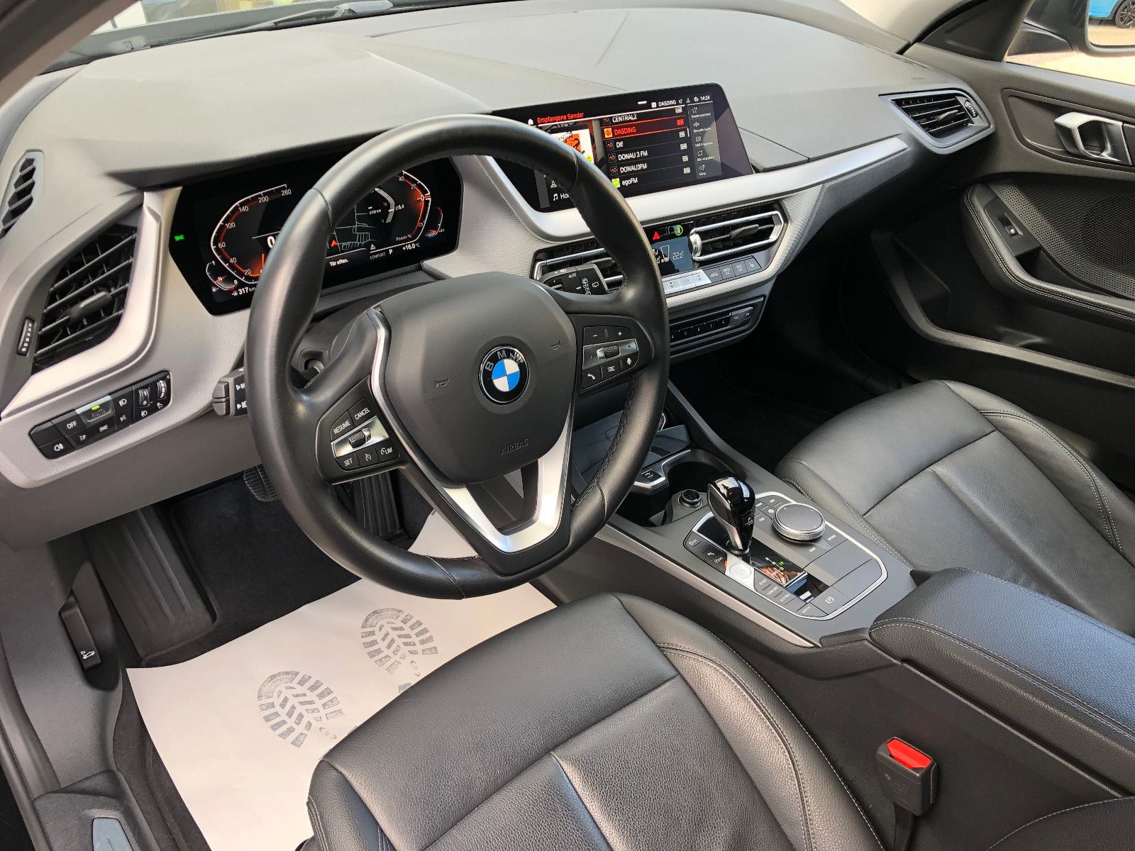BMW 120i Steptronic Advantage *LED*PANO*CAM*AHK* foto 14