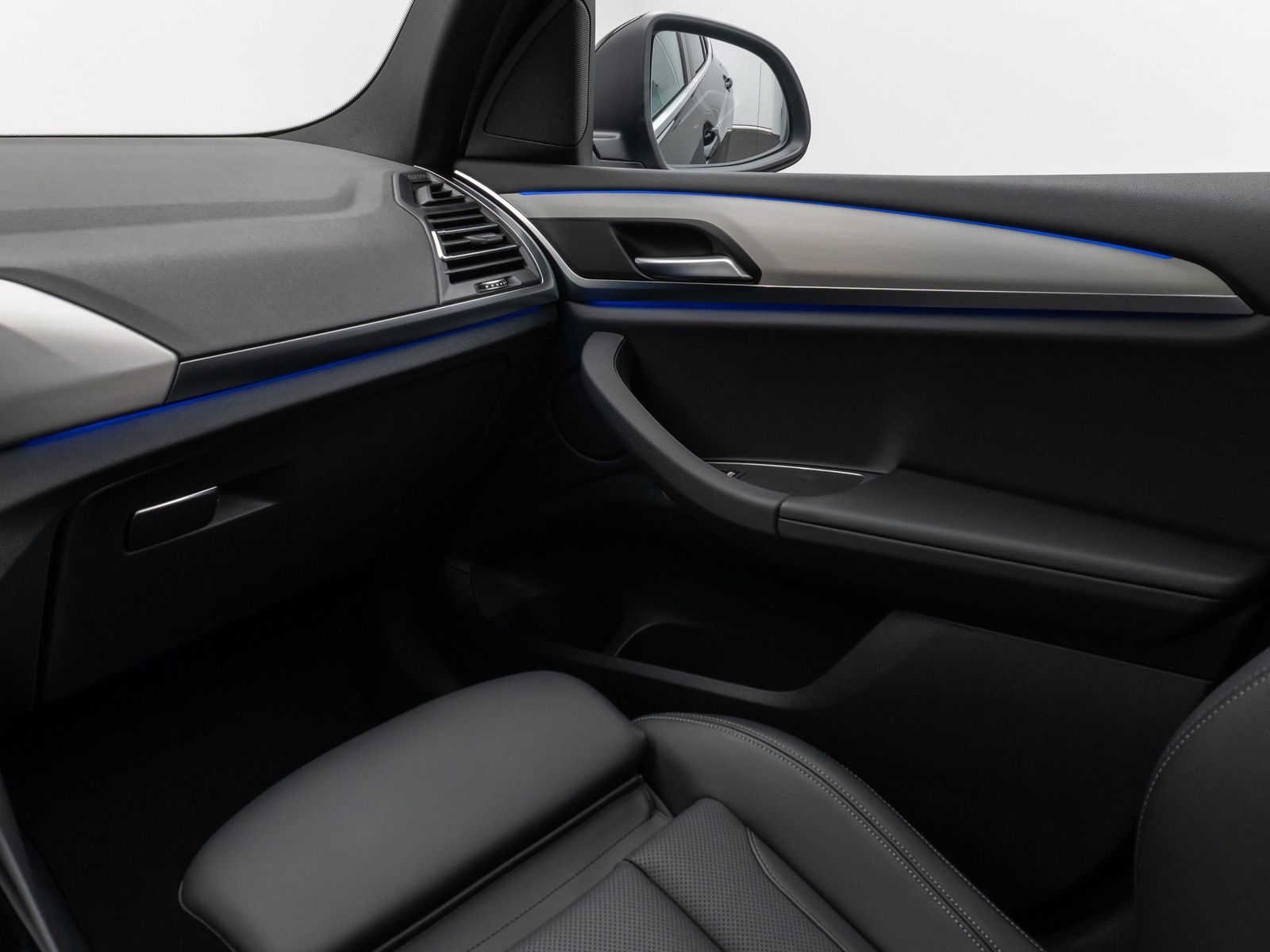 Fahrzeugabbildung BMW X3 xD20d Panorama Kamera DAB HiFi CockPit+ Sport