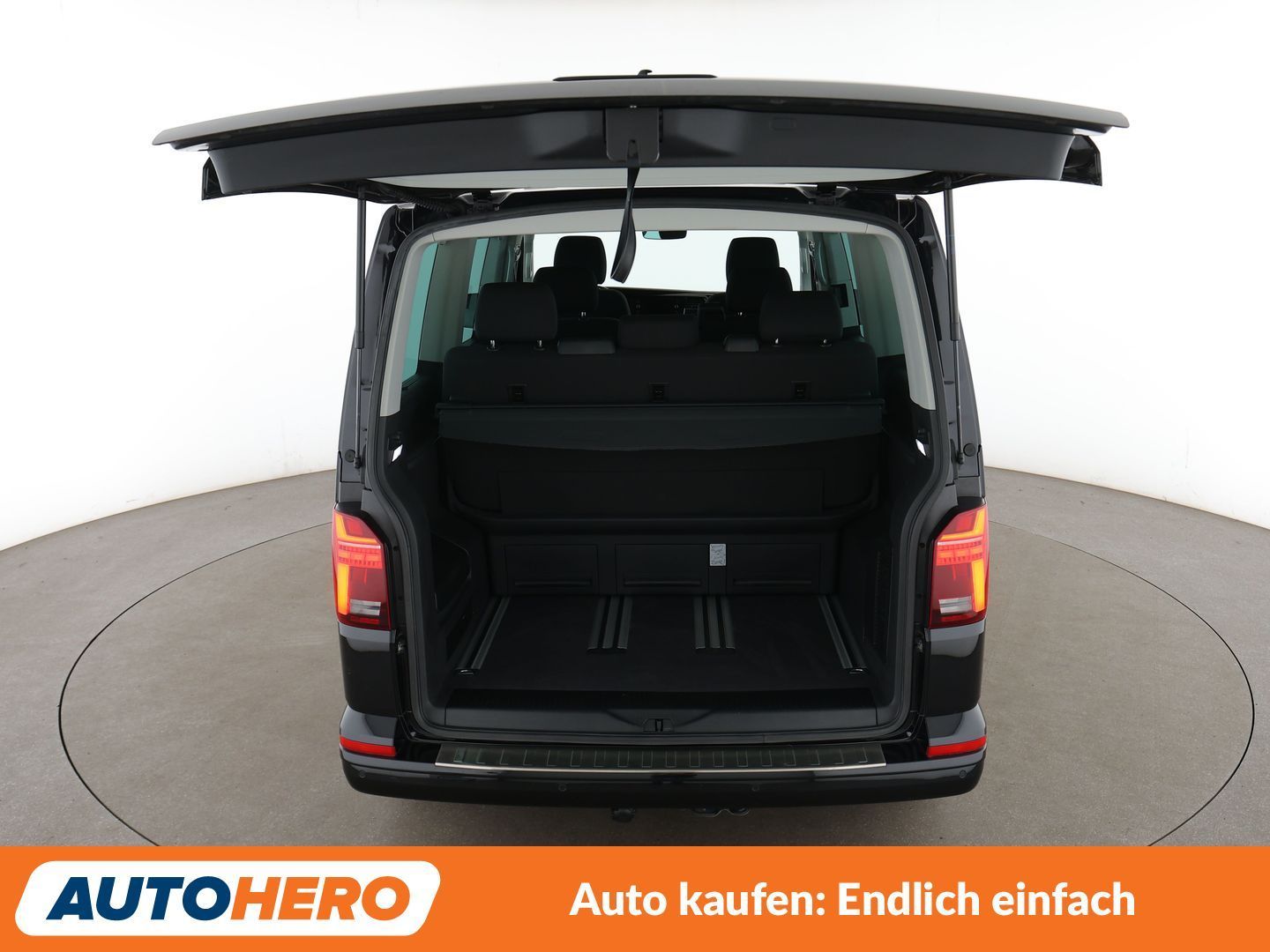 Volkswagen T6 Multivan 2.0 TDI Comfortline FWD Aut. NAVI foto 17