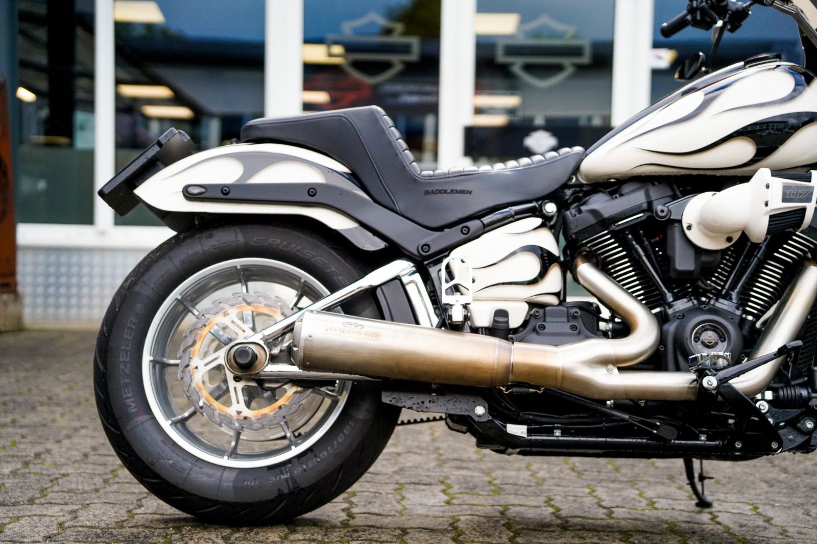 Fahrzeugabbildung Harley-Davidson FXLRS Low Rider S 117 cui - Clubstyle - Jekill