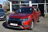 Mitsubishi Outlander Plug-in Hybrid PLUS Spirit 2.4 4WD - rote Mitsubishi Plug-in Hybrid Outlander