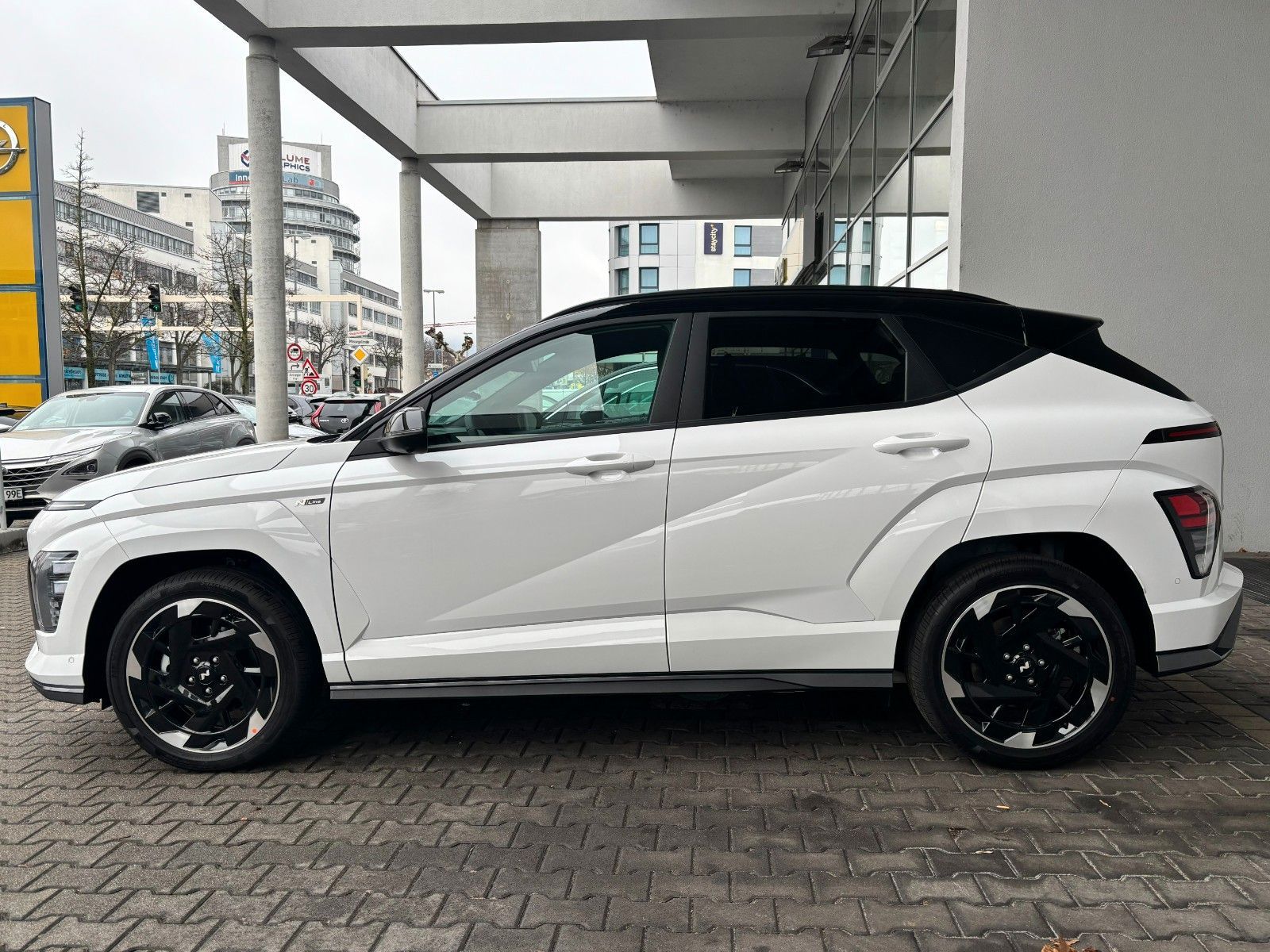Fahrzeugabbildung Hyundai Kona Elektro 64 N Line X 360,HUD,Kamera,LED,Navi