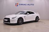 Nissan GT-R 3.8l Black Edition - Nissan GT-R mit Benzin-Antrieb: Coupe, 3.8