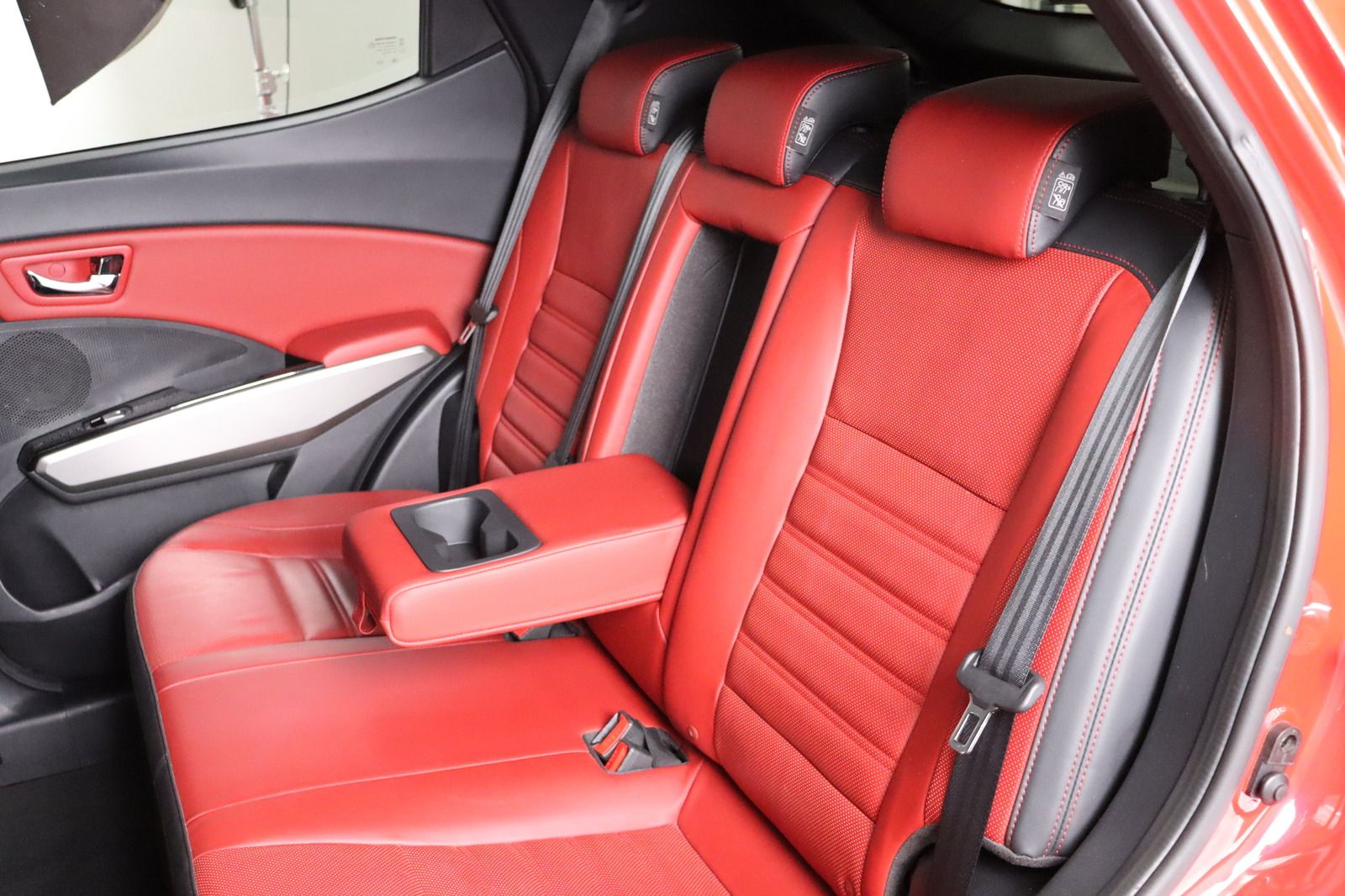 Fahrzeugabbildung Andere Ssangyong Tivoli * Leder * Navi * SHZ* e-XGi 160