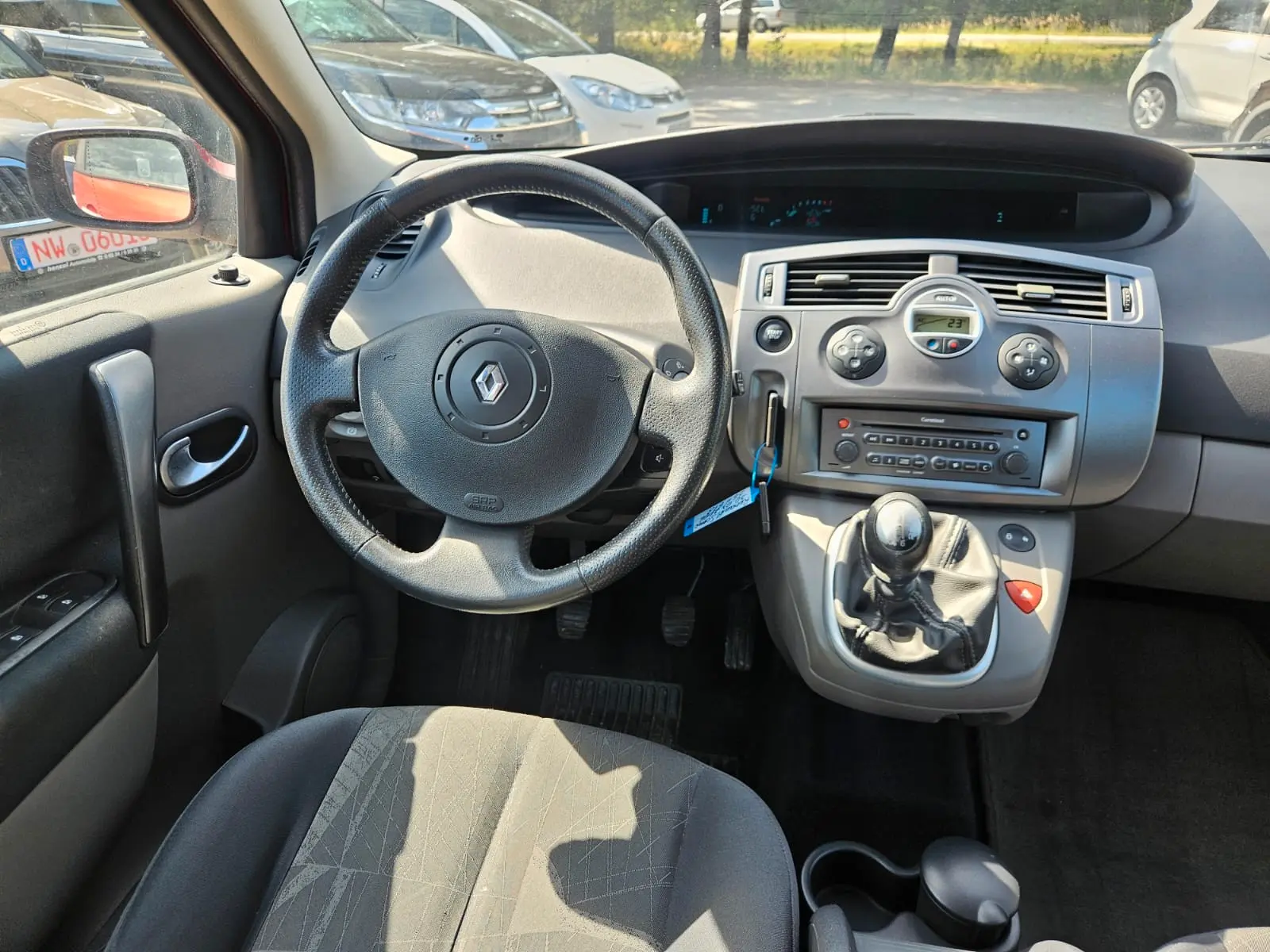 Renault Scenic 2006 — photo 11