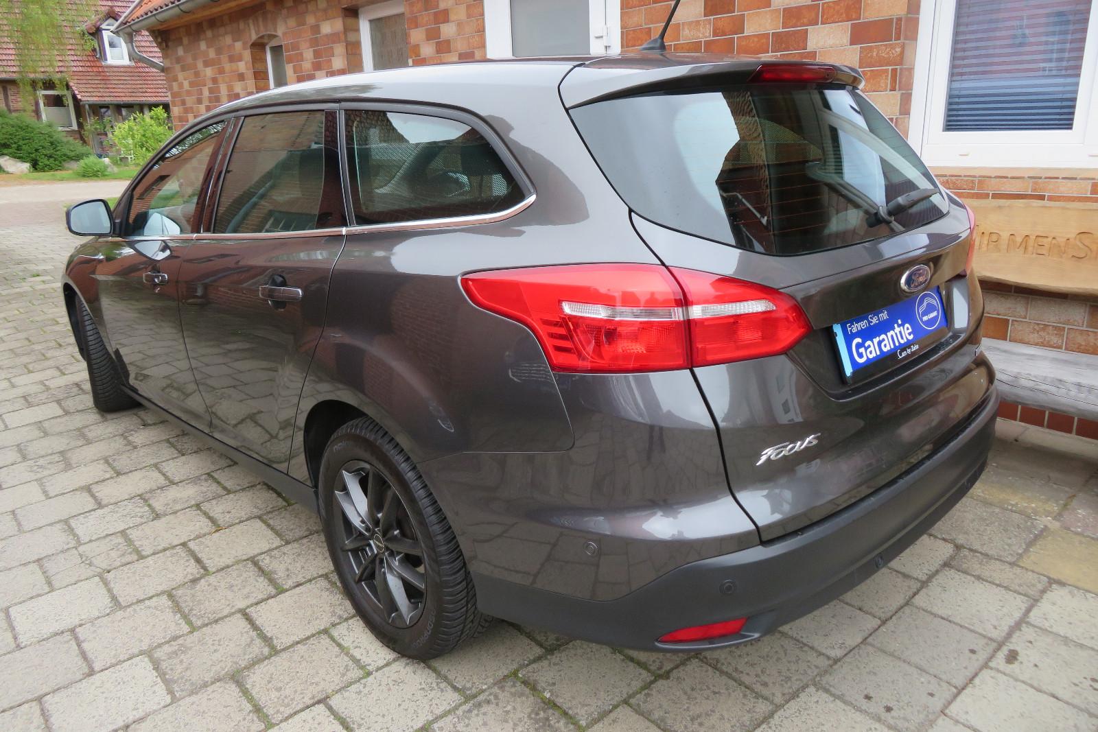 Ford Focus Turnier Titanium Zahnriemen neu