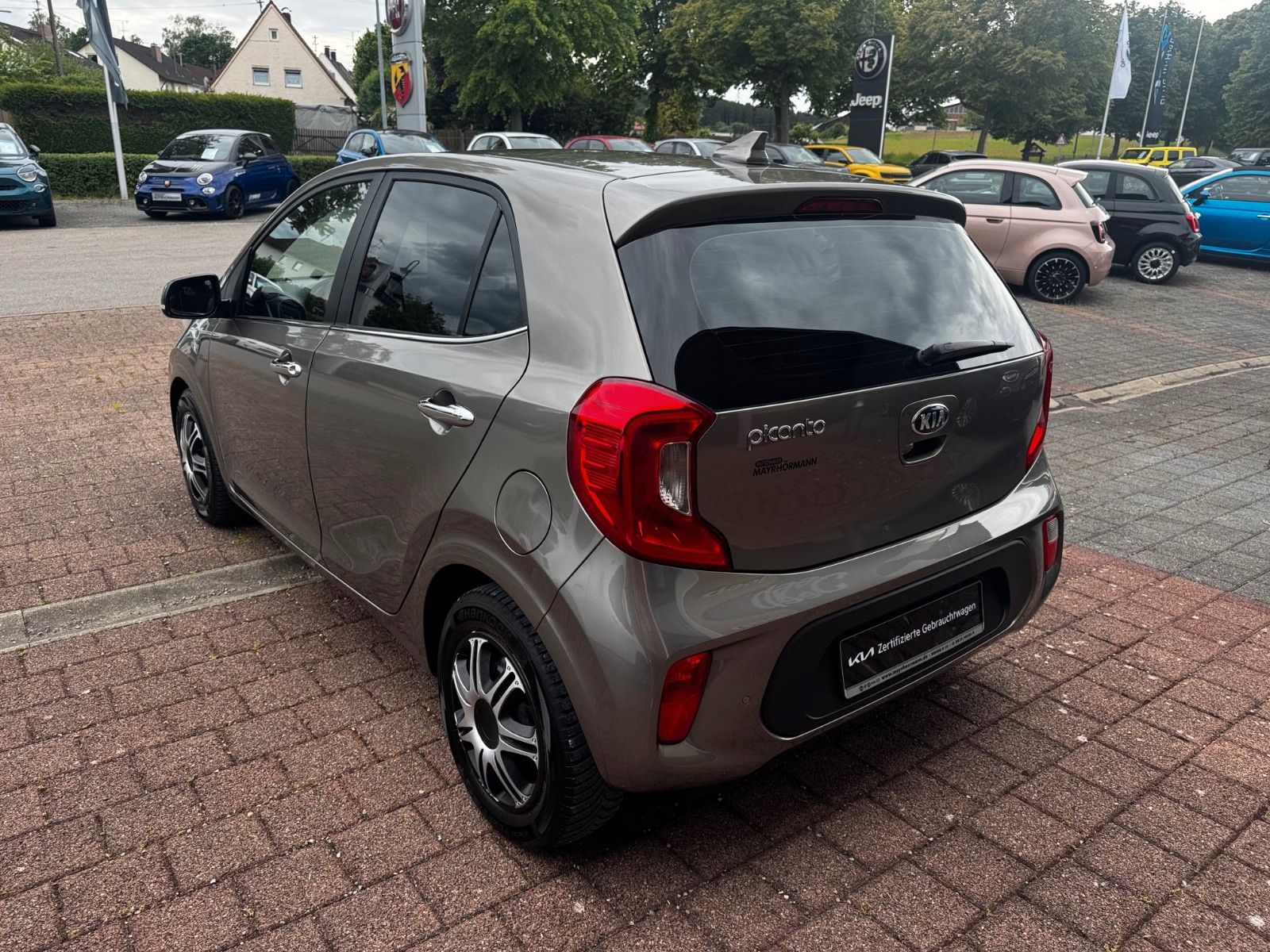 Fahrzeugabbildung Kia Picanto 1.2 SPIRIT Automatik NAVI KAMERA KLIMAUT