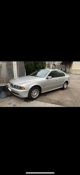 BMW E39 525i Limousine TÜV NEU!! Automatik... - BMW 525 aus 2001: 525i