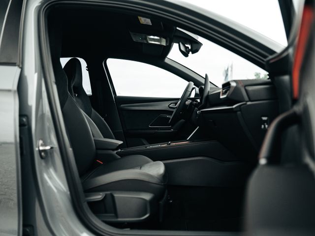 CUPRA Leon 2.0 TSI 221 kW VZ, Fahrassis-Pak. XL, ACC,