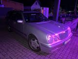 Mercedes-Benz MERCEDES W210 T E200 - gebrauchte Mercedes-Benz E 200 aus dem Jahr 2002