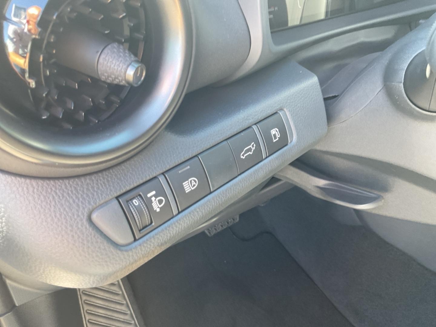Toyota C-HR Plug-In 2,0 l, 223 PS CVT.4x2 Plugin SUV TE