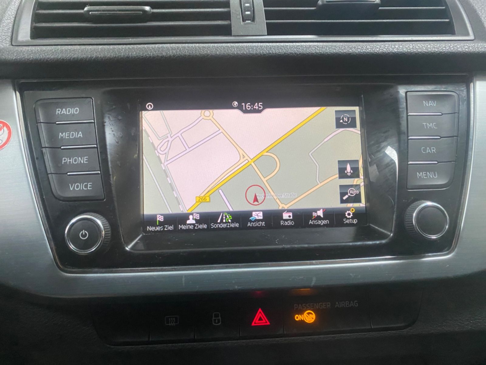 Fahrzeugabbildung SKODA Fabia Combi Ambition