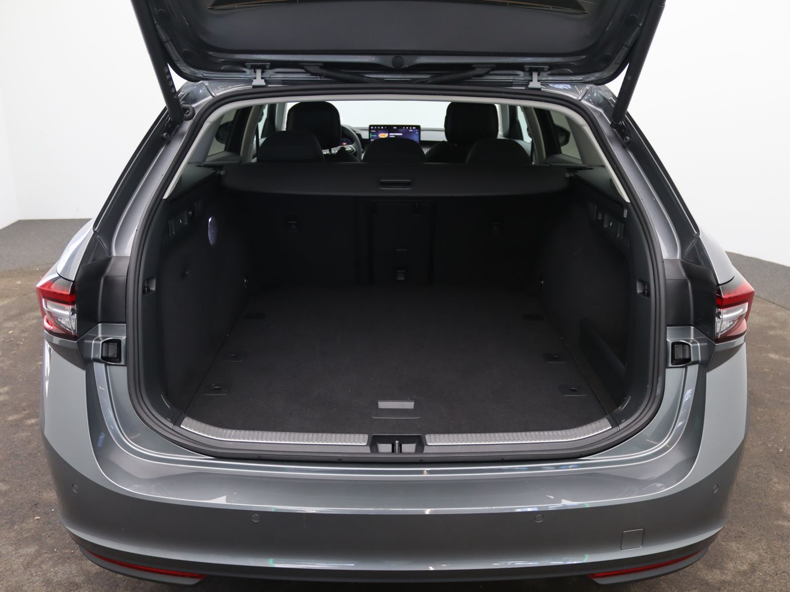 Skoda Superb - Bild 8