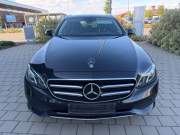 Mercedes E 300 - 2
