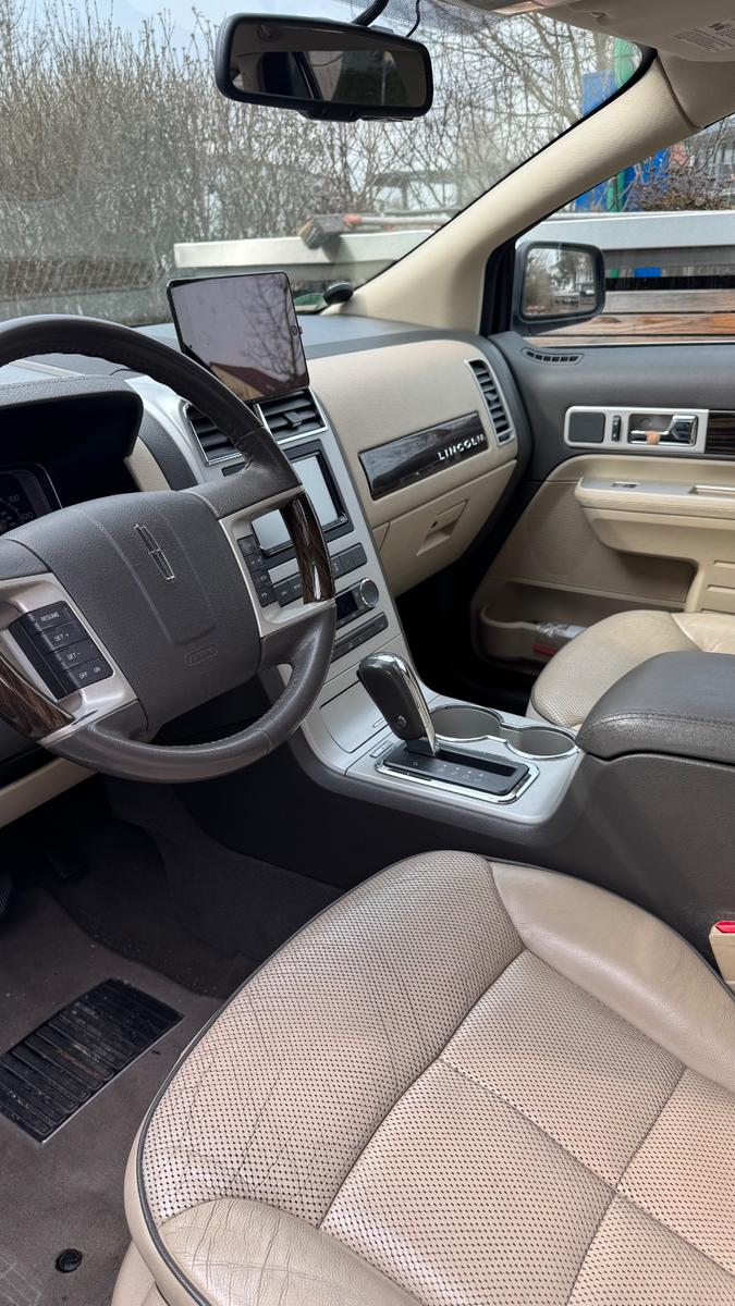 Ford Edge / Lincoln MKX