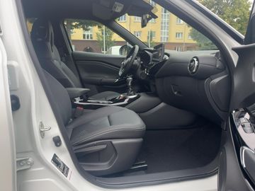 Nissan Juke Tekna 1.0 DIG-T 114 PS mit Winterpaket 360°