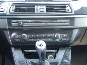 BMW 520 - 12