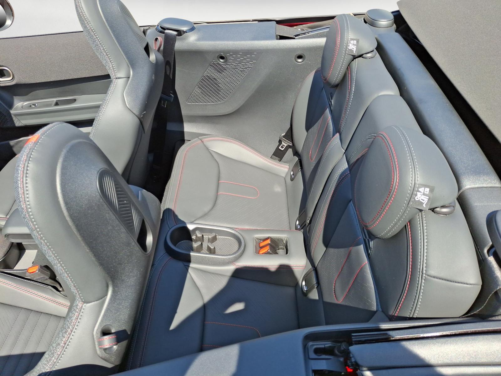 MINI COOPER S Cabrio JCW Trim Steptronic Paket M Driv