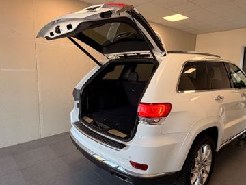 Jeep Grand Cherokee - 7