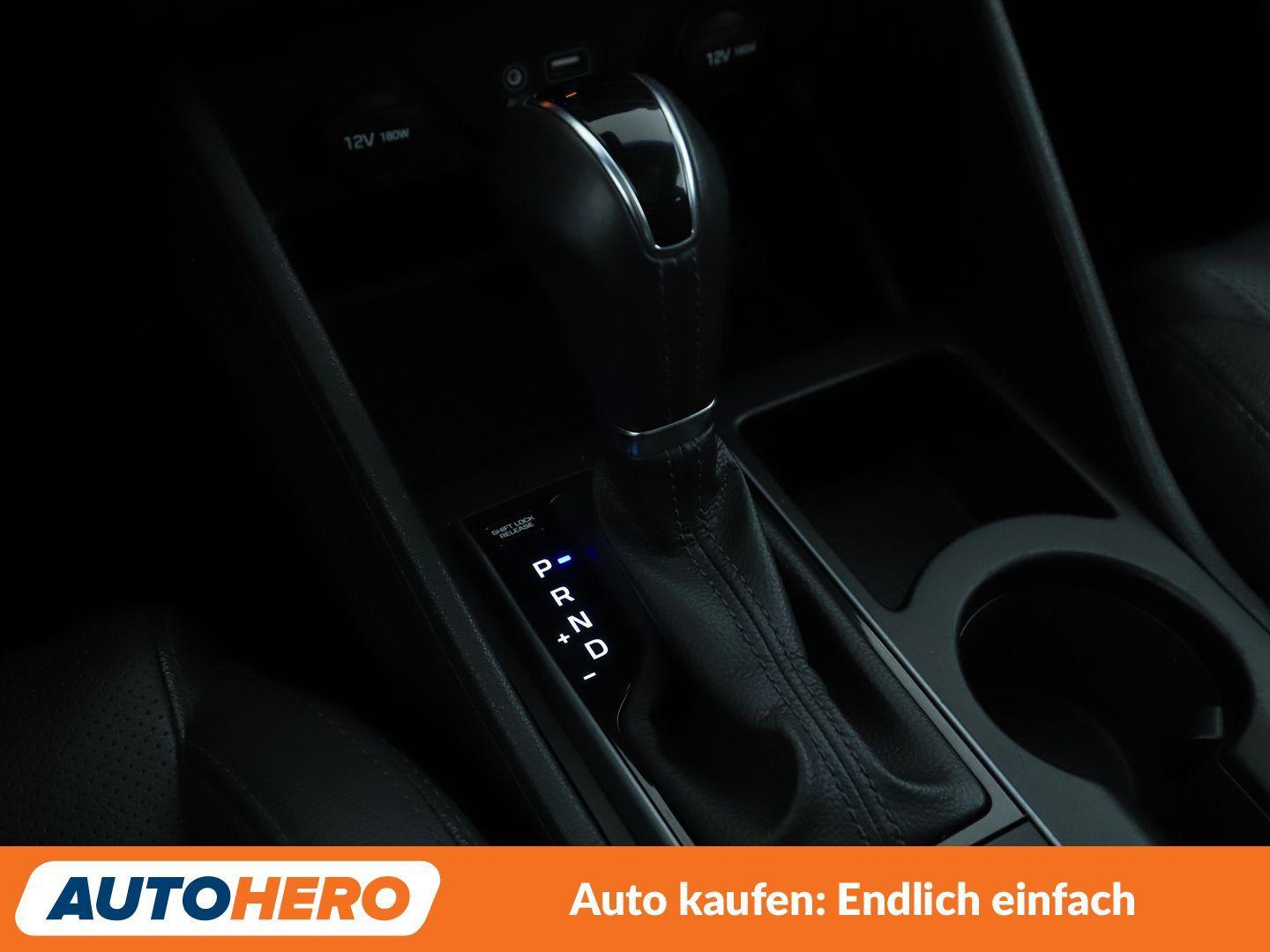 Hyundai Tucson 2.0 CRDi Premium 4WD Aut*NAVI*TEMPO*CAM*