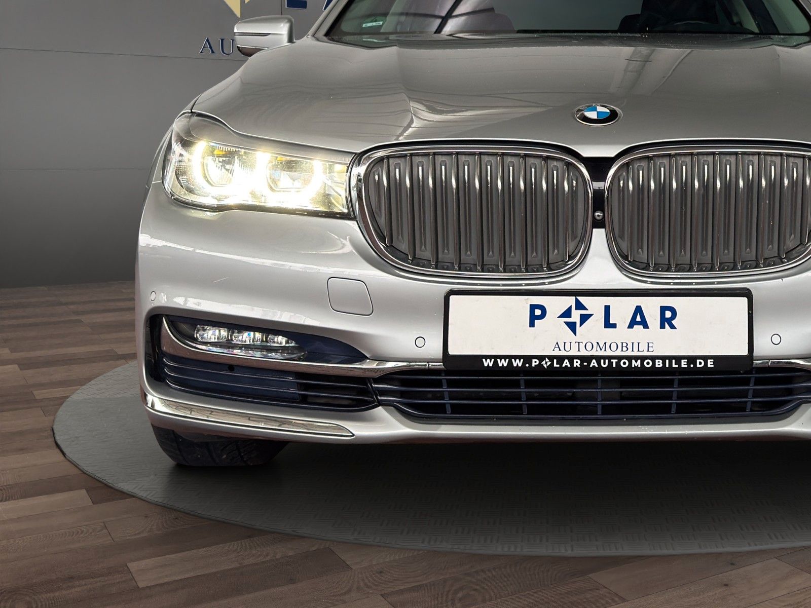 Fahrzeugabbildung BMW 730d 1.Hand /SoftClose/360°/Dig.Cock/4-Zonen