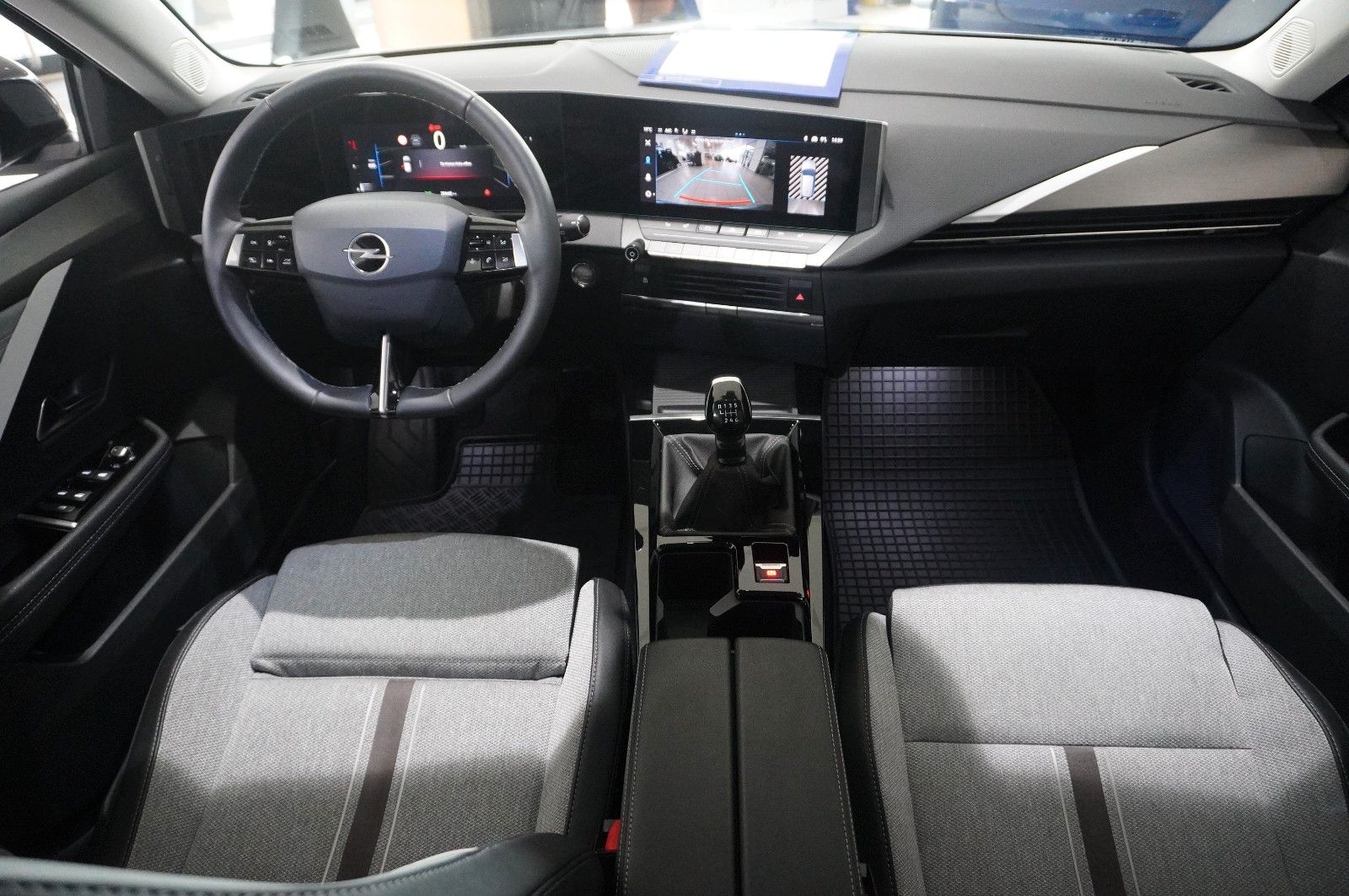 Fahrzeugabbildung Opel Astra ST 1.5D ELEGANCE NAVI/LED/KAMERA/SH/VIRT.