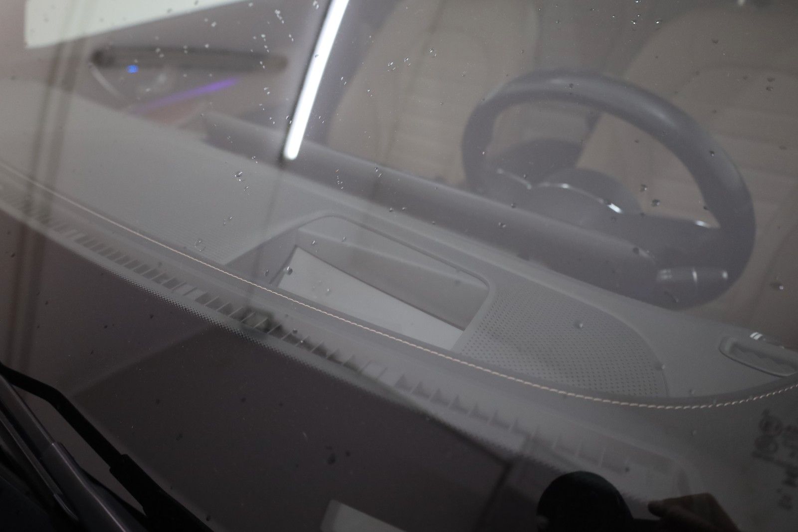 Fahrzeugabbildung Mercedes-Benz EQC 400 4M,Leder,HUD,360°Kam.,SD,ACC,Sitzlüftung