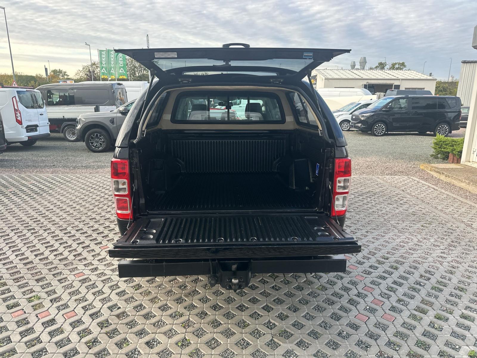 Ford Ranger 2.2 TDCi 150 ch XLT Double Cabine 4x4 • Hardtop • Attelage 3,5 t