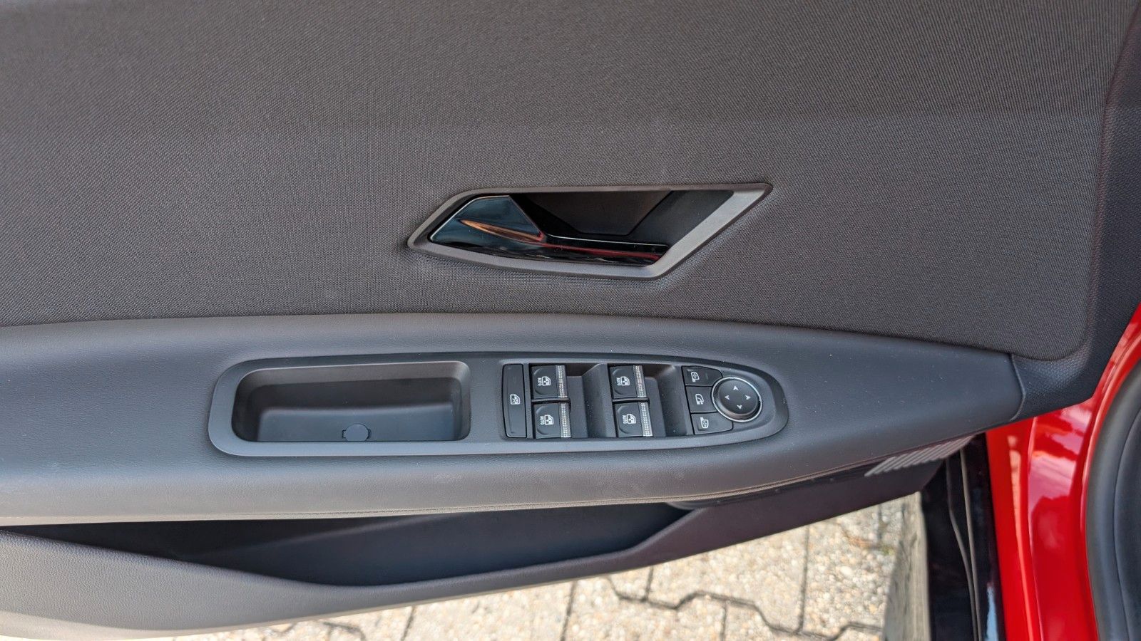 Fahrzeugabbildung Nissan Micra 110 kW Advance | Winterpaket